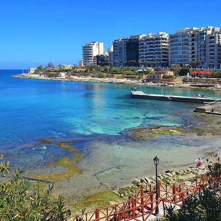 Apartment In Fort Cambridge With Pool Sliema Exterior photo