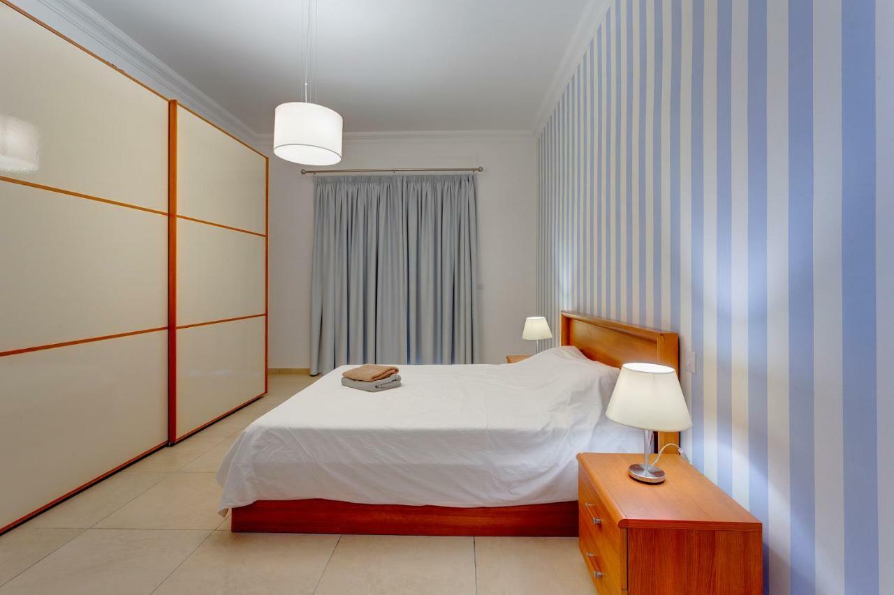 Apartment In Fort Cambridge With Pool Sliema Exterior photo